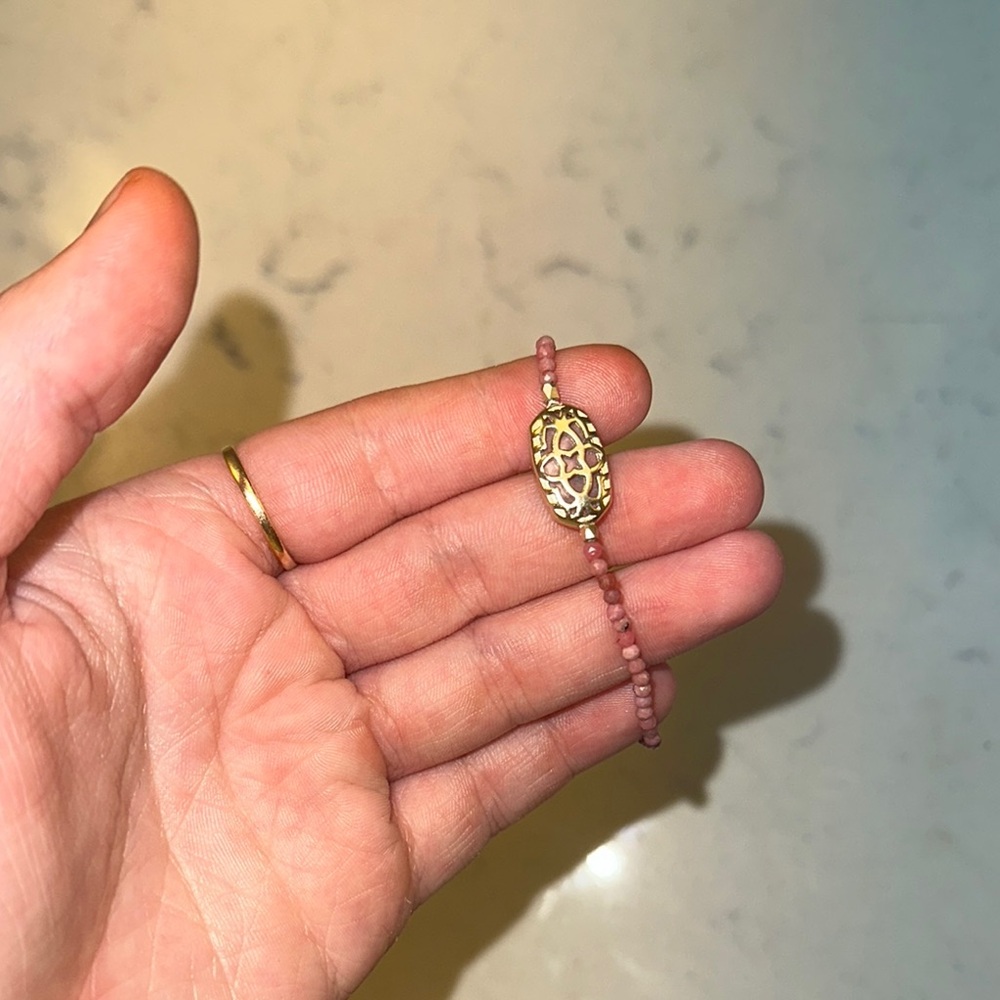 Kendra Scott Pink Beaded Bracelet - Picture 2 of 2